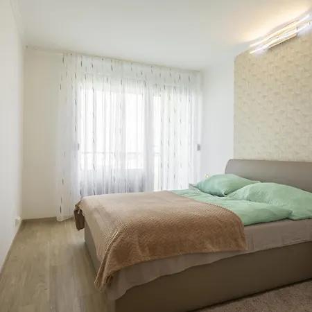 Silver By Interhome شقة